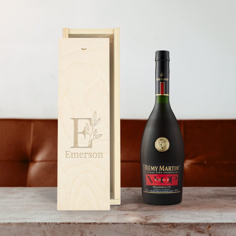 Bild von   cognac remy martin vsop kistjpg | 🌟 Gravur nach Wunsch 🪄