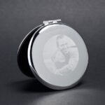 🖼️ 10544-1-taschenspiegel-rund-gravur.jpg | 🌟 Gravur nach Wunsch 🪄 Bild von taschenspiegel rund gravurjpg | 🌟 Gravur nach Wunsch 🪄