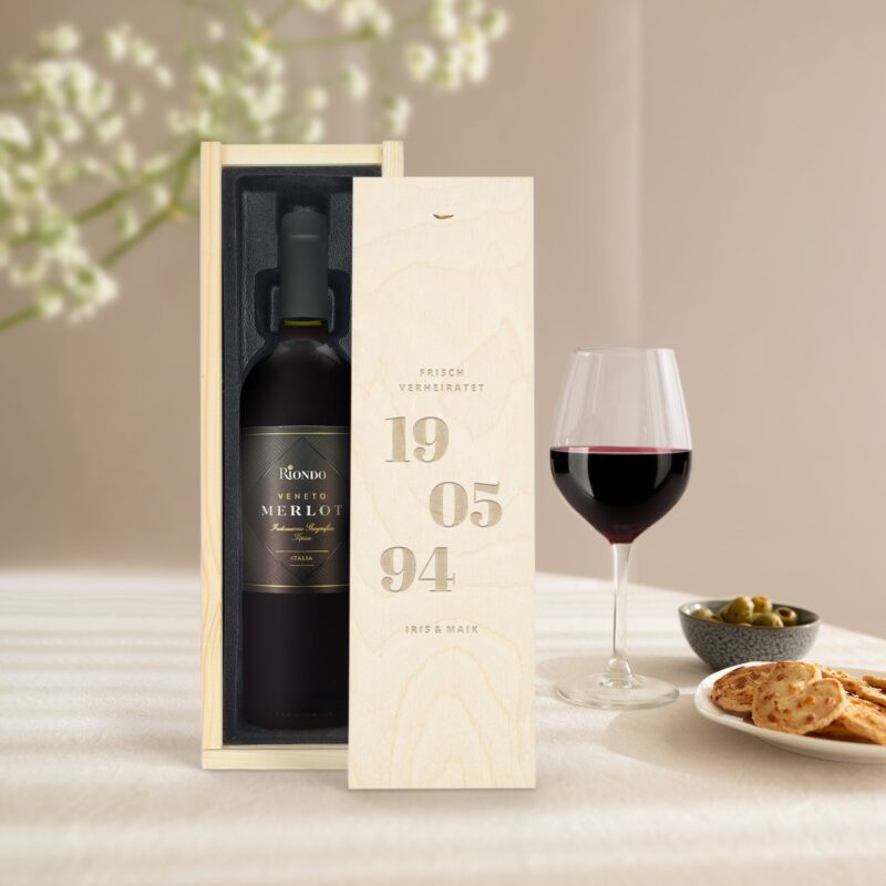 Bild von   riondo merlot kiste mit gravjpg | 🌟 Gravur nach Wunsch 🪄