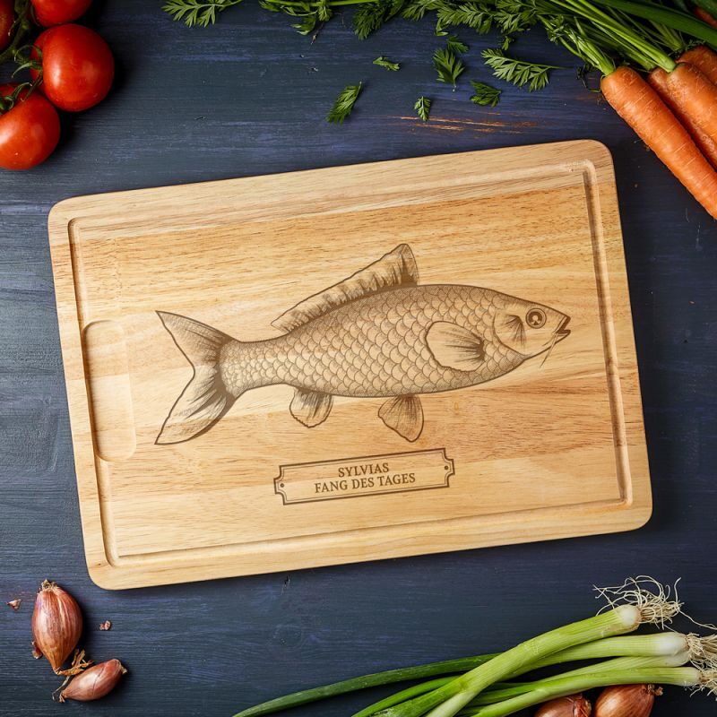 Bild von Grillbrett mit Gravur Schneidebrett Fisch personalisiert | 🔮 Gravur nach Wunsch 🌟