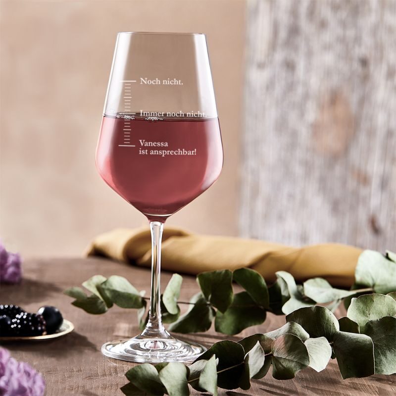 Bild von Weinglas mit Gravur Maßeinheiten Nicht ansprechen personalisiert | 🔮 Gravur nach Wunsch 🌟
