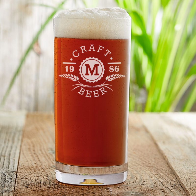 Bild von   craft bier glas mit gravur ajpg | 🌟 Gravur nach Wunsch 🪄