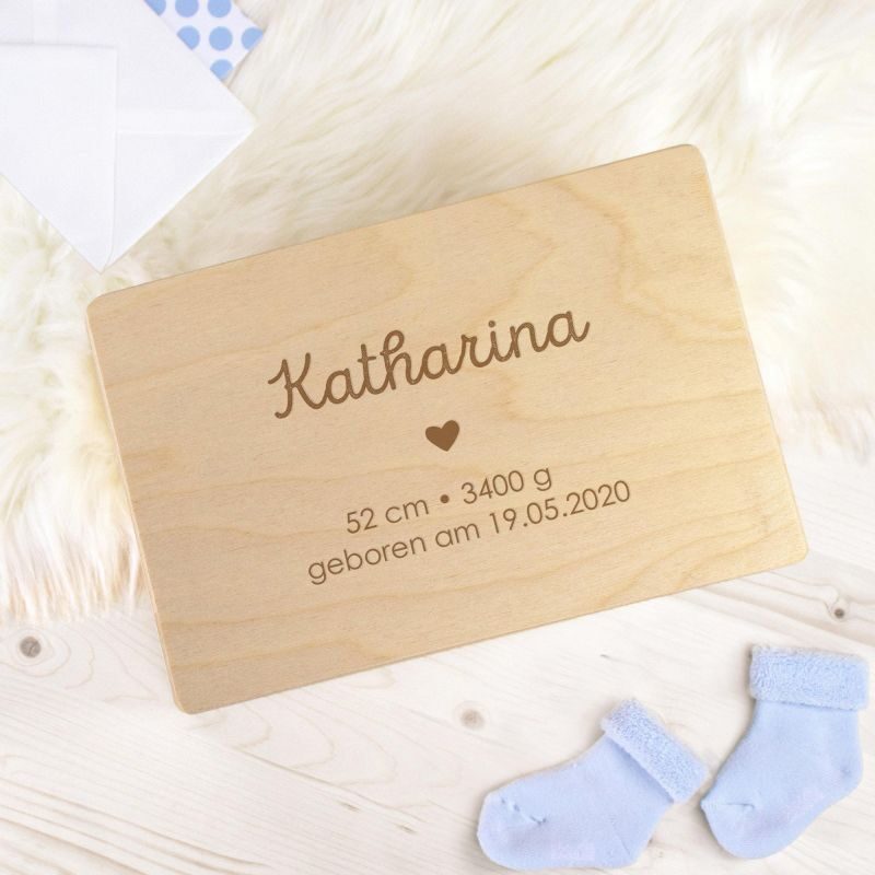 Bild von Keepsake Box zur Geburt mit individueller Namensgravur | 🔮 Gravur nach Wunsch 🌟