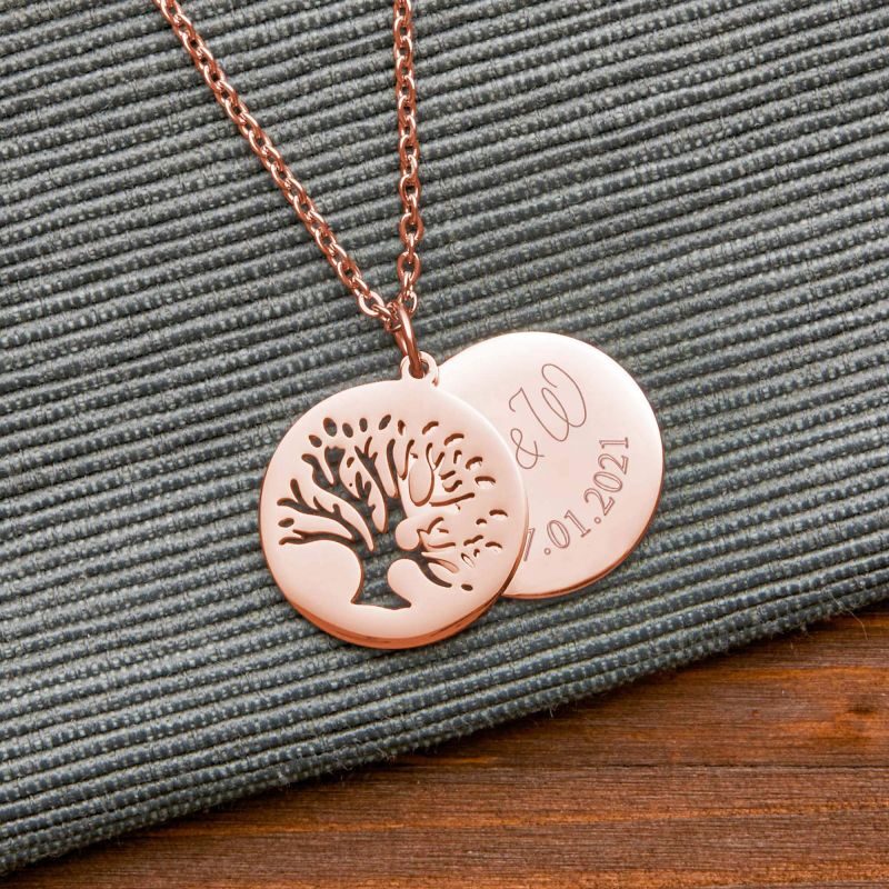 Bild von Halskette mit Gravur in Roségold Baum mit Initialen | 🔮 Gravur nach Wunsch 🌟