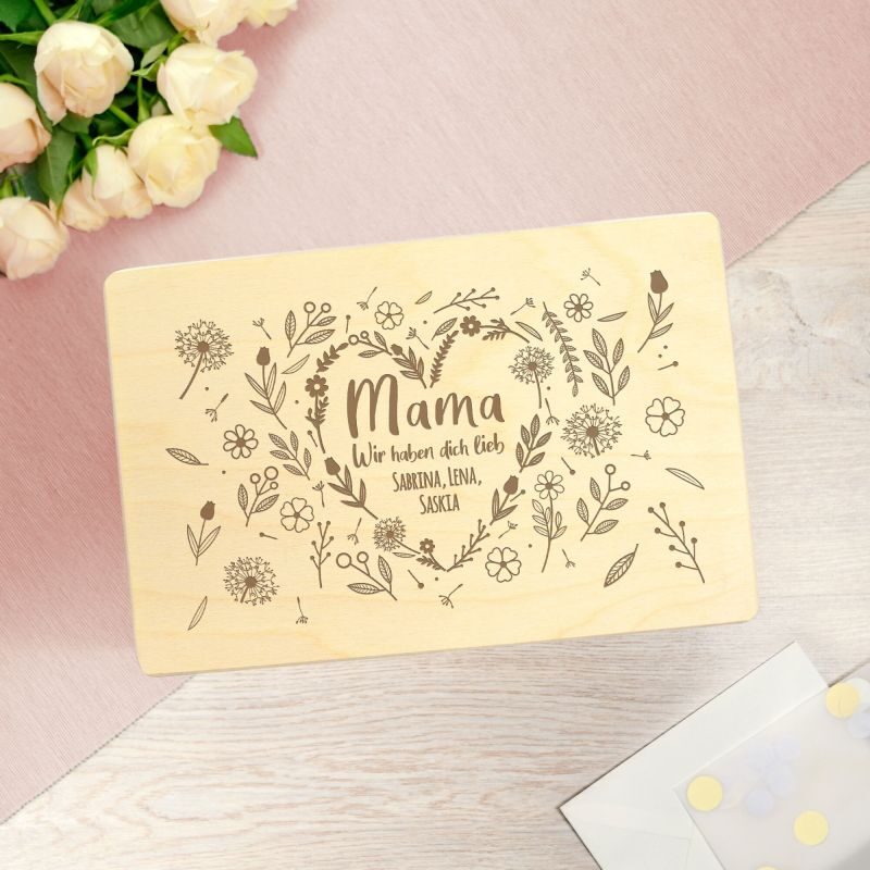 Bild von Personalisierte Erinnerungsbox Blumenherz für Mama | 🔮 Gravur nach Wunsch 🌟