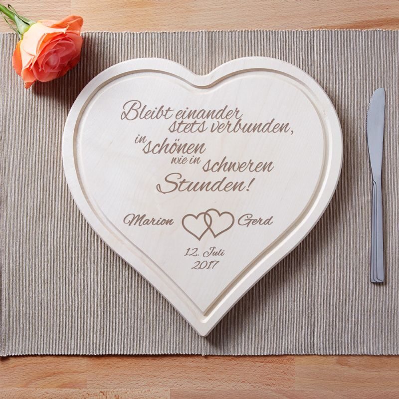 Bild von Herzbrett zur Hochzeit Spruch Herzen Personalisiert | 🔮 Gravur nach Wunsch 🌟