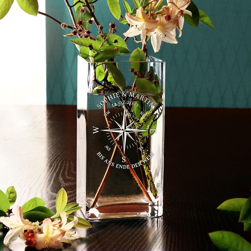 Bild von Vase mit Gravur Kompass Liebe | 🔮 Gravur nach Wunsch 🌟
