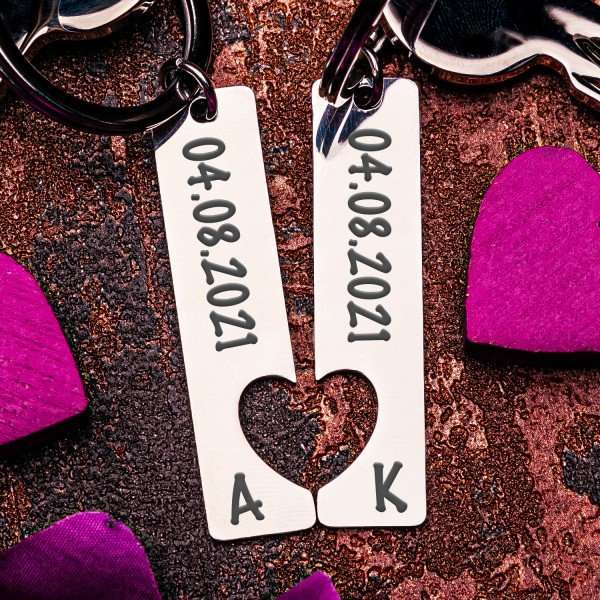 Bild von Personalisierter Schlüsselanhänger für Paare | 🔮 Gravur nach Wunsch 🌟