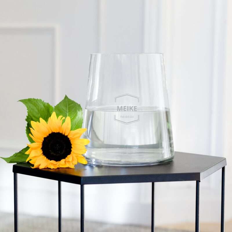Bild von Vase mit Gravur Transparentes Glas | 🔮 Gravur nach Wunsch 🌟
