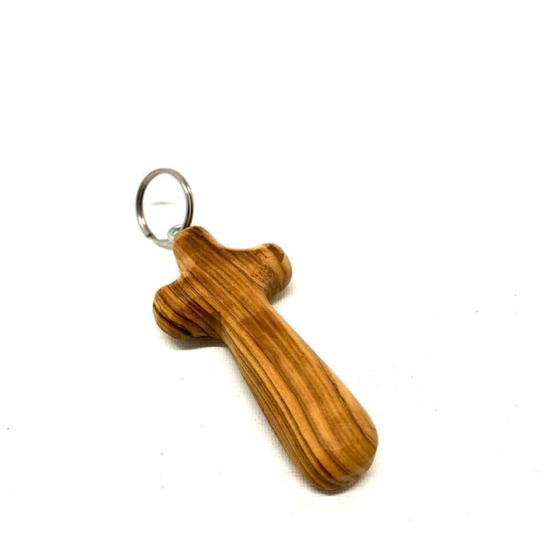 Schlüsselanhänger in Kreuzform aus Olivenholz
