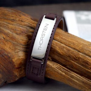 Bild von   braunes lederarmband mit gravujpg | 🌟 Gravur nach Wunsch 🪄