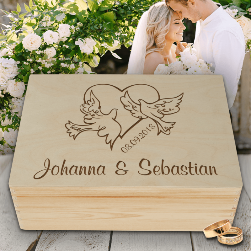 Bild von   holzkiste hochzeit tauben mitpng | 🌟 Gravur nach Wunsch 🪄