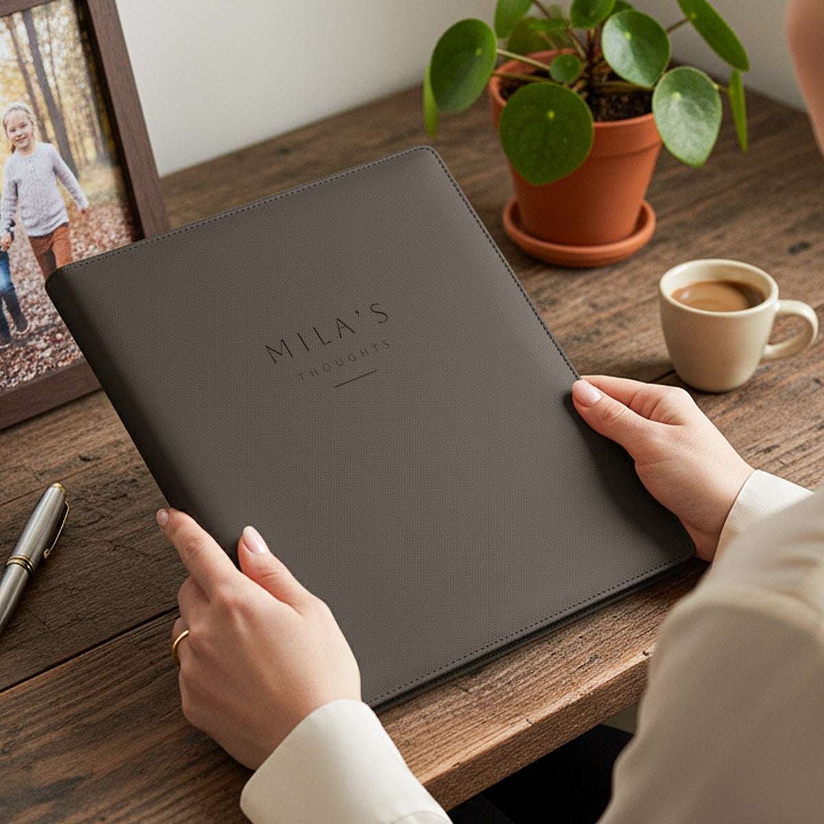 🖼️ 81412-1-notizblockhalter-schwarz-g.jpg | 🌟 Gravur nach Wunsch 🪄 Bild von notizblockhalter schwarz gjpg | 🌟 Gravur nach Wunsch 🪄