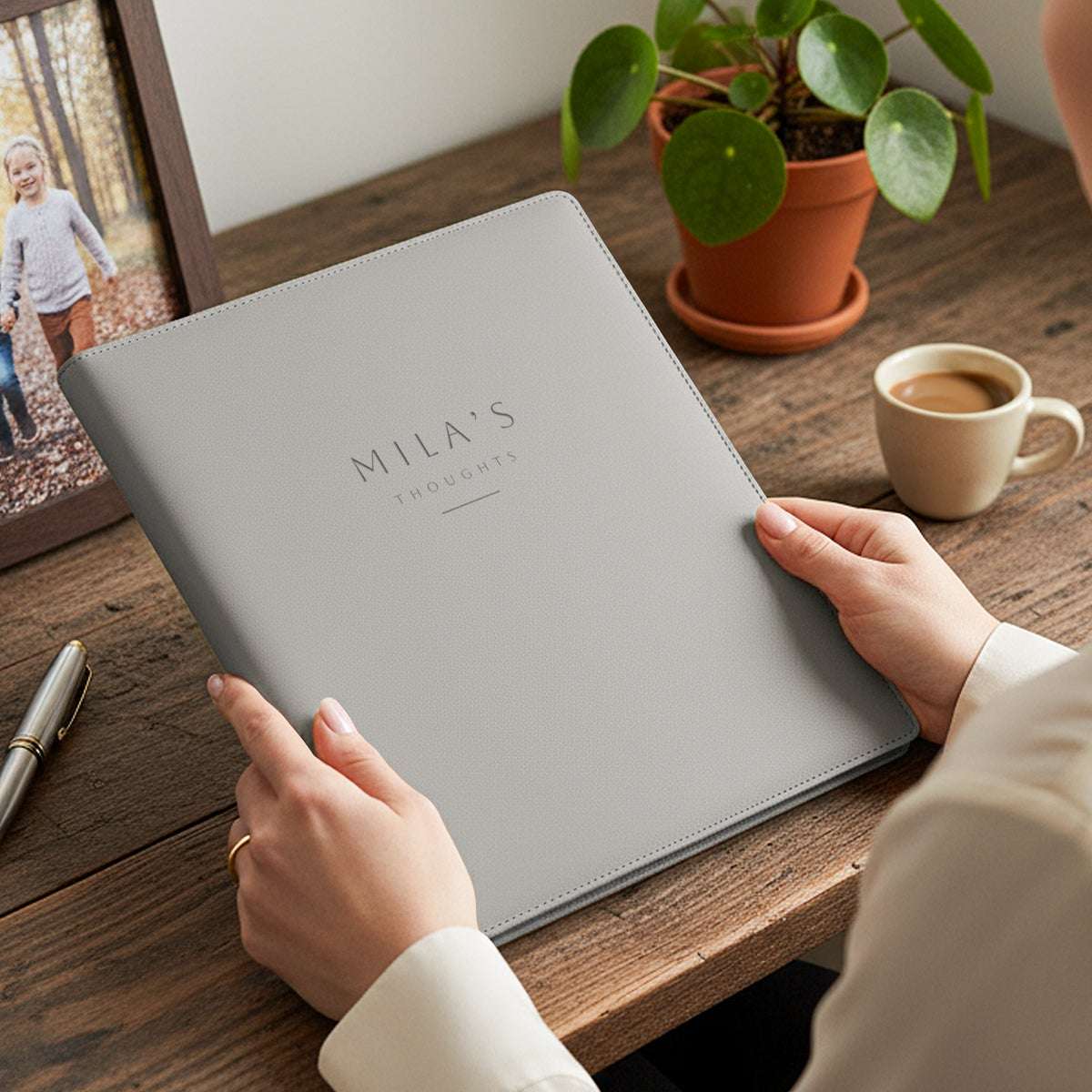 🖼️ 81427-1-notizblockhalter-grau-grav.jpg | 🌟 Gravur nach Wunsch 🪄 Bild von notizblockhalter grau gravjpg | 🌟 Gravur nach Wunsch 🪄