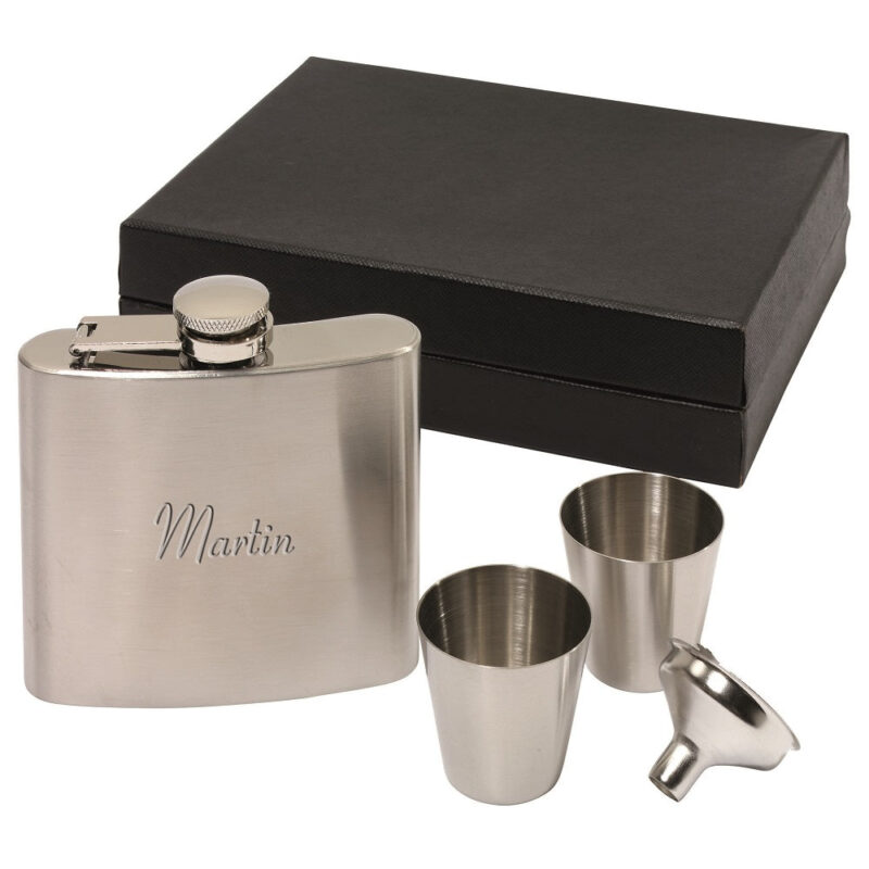 Bild von   flachmann set mit wunschgravurjpg | 🌟 Gravur nach Wunsch 🪄