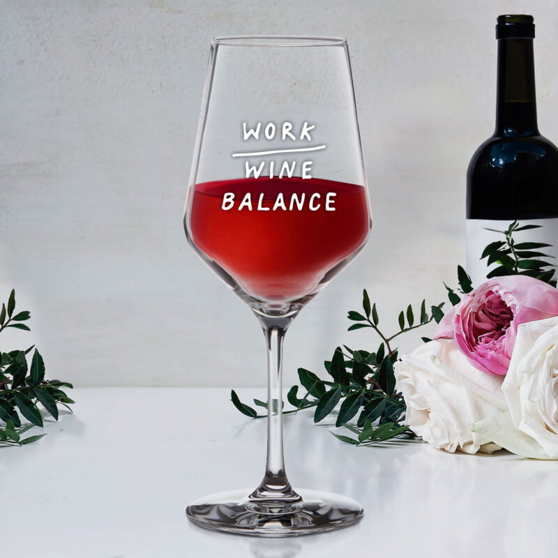 Bild von   weinglas mit gravur wine baljpg | 🌟 Gravur nach Wunsch 🪄