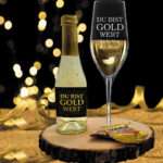 🖼️ 84898-1-sekt-piccolo-geschenkset-mit.jpg | 🌟 Gravur nach Wunsch 🪄 Bild von sekt piccolo geschenkset mitjpg | 🌟 Gravur nach Wunsch 🪄