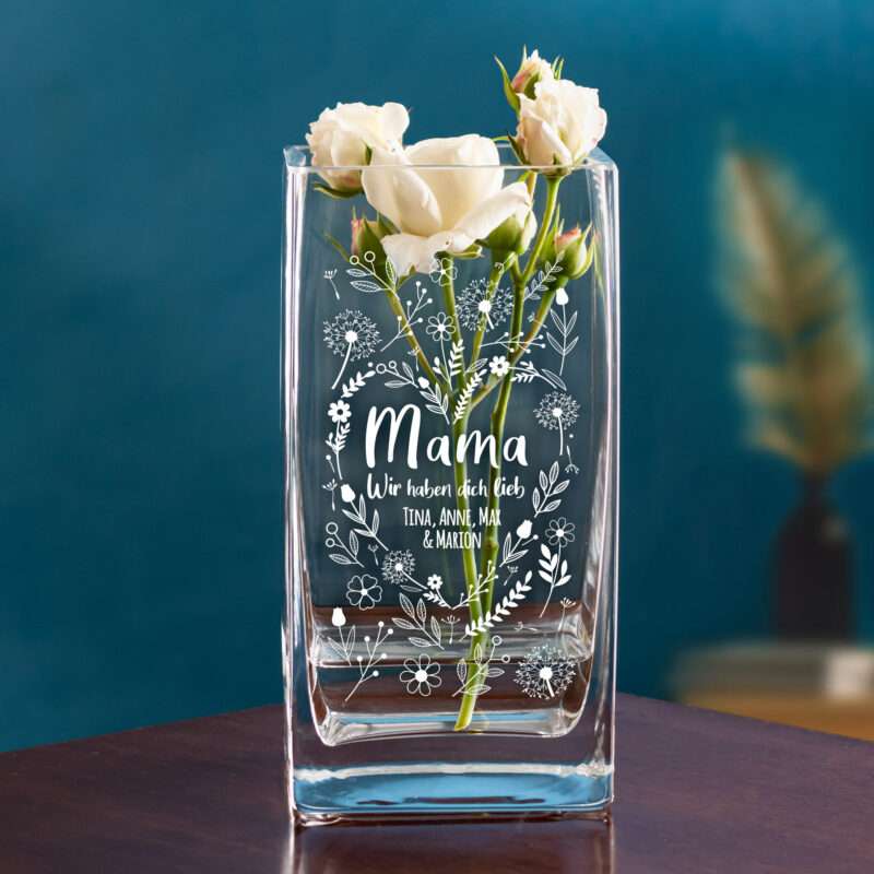 Bild von   personalisierte vase aus glasjpg | 🌟 Gravur nach Wunsch 🪄