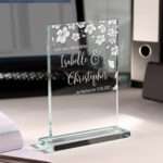 Bild von   glas pokal mit gravur bluehejpg | 🌟 Gravur nach Wunsch 🪄