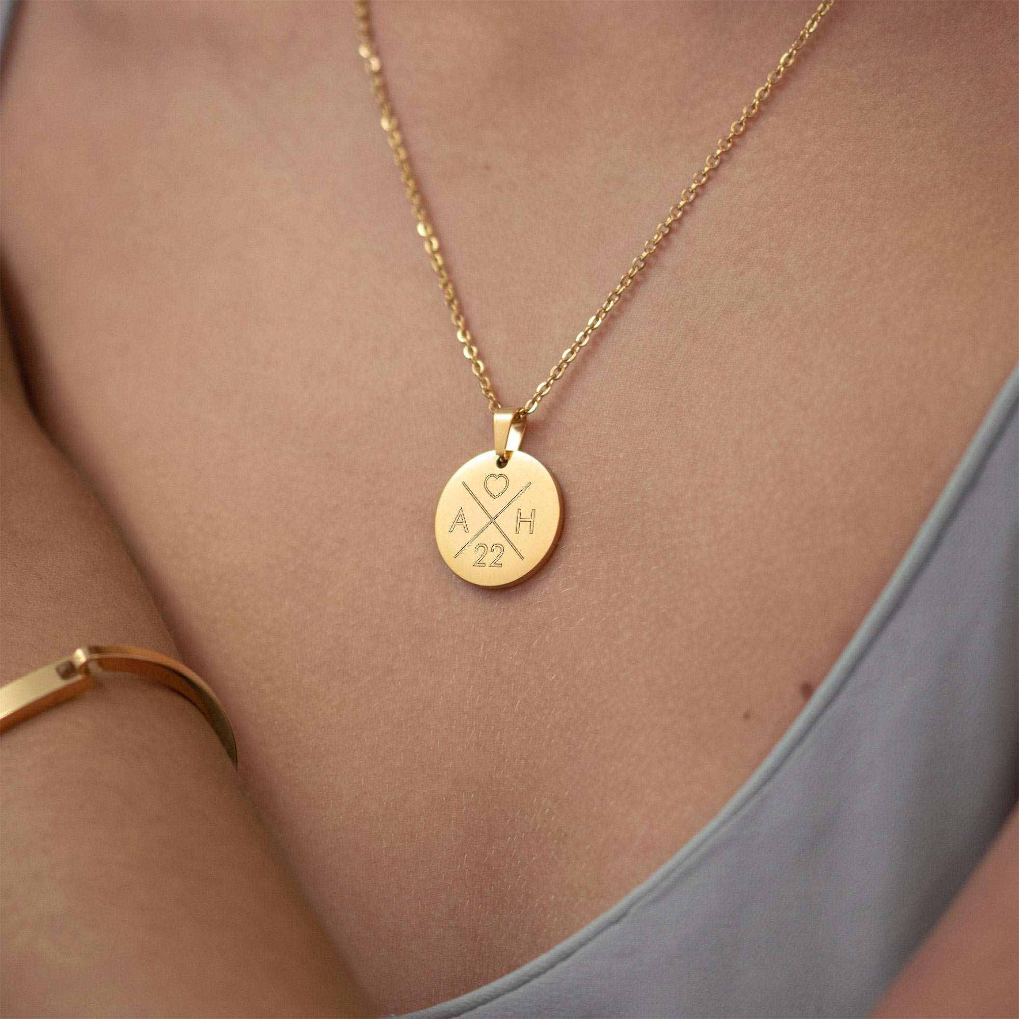 🖼️ 86404-1-kette-mit-gravur-gold-anhaen.jpg | 🌟 Gravur nach Wunsch 🪄 Bild von kette mit gravur gold anhaenjpg | 🌟 Gravur nach Wunsch 🪄