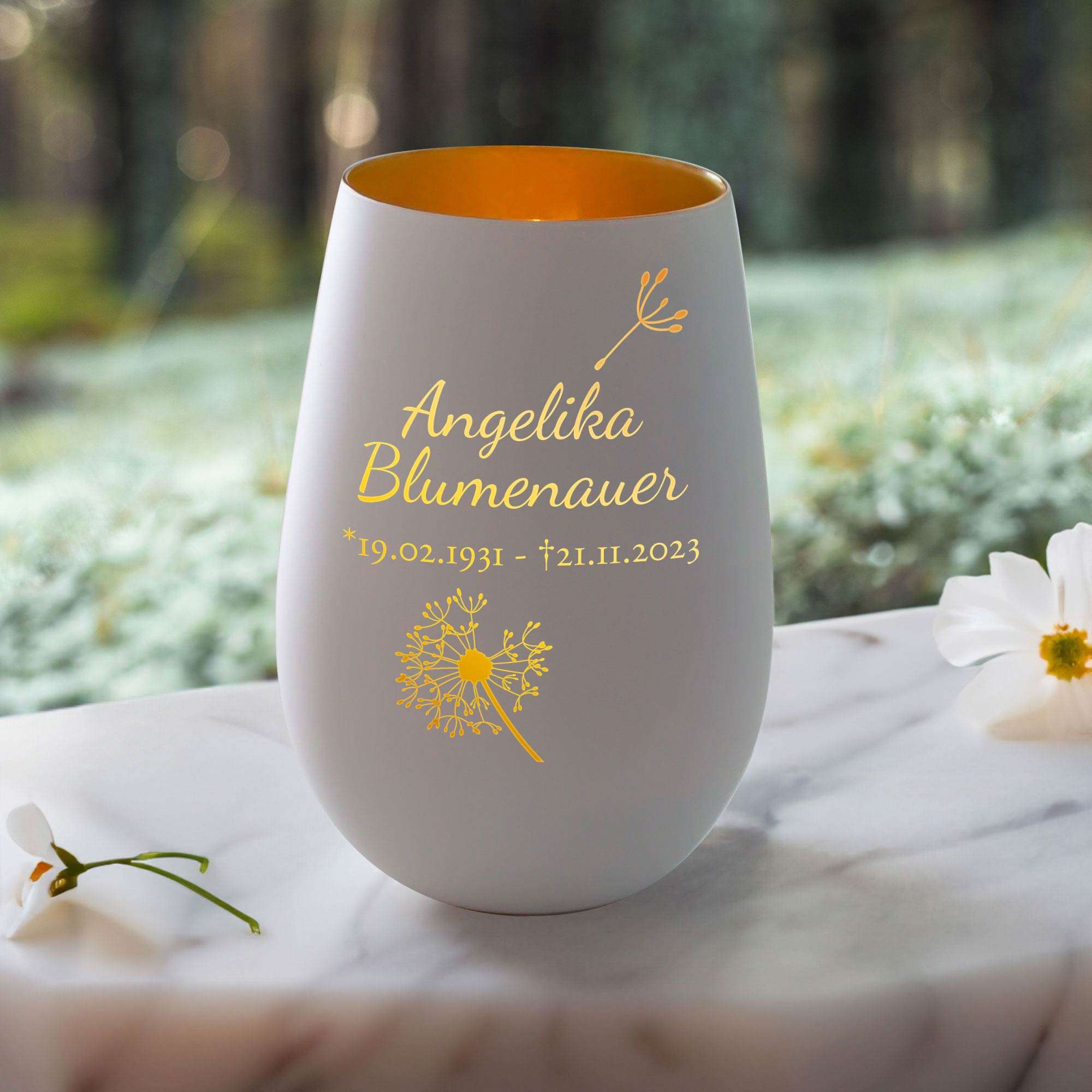 🖼️ 86661-1-windlicht-mit-trauerblume-grav.jpg | 🌟 Gravur nach Wunsch 🪄 Bild von windlicht mit trauerblume gravjpg | 🌟 Gravur nach Wunsch 🪄