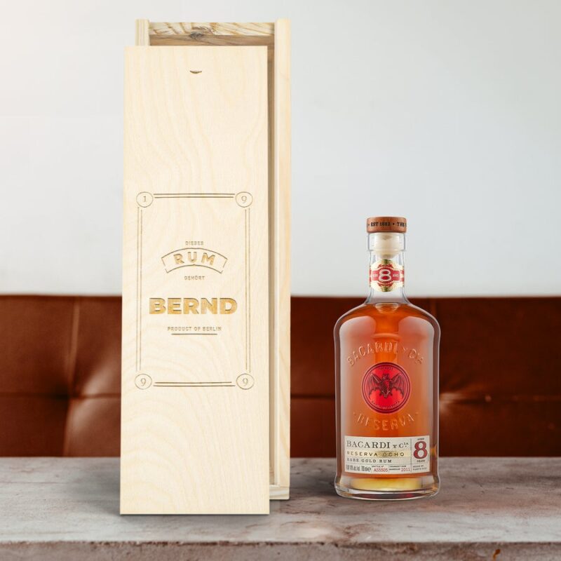 Bild von   bacardi in gravierter kistejpg | 🌟 Gravur nach Wunsch 🪄