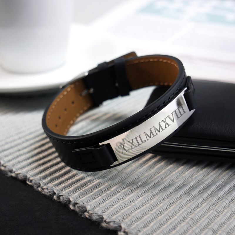 Bild von   schwarzes lederarmband mit grajpg | 🌟 Gravur nach Wunsch 🪄