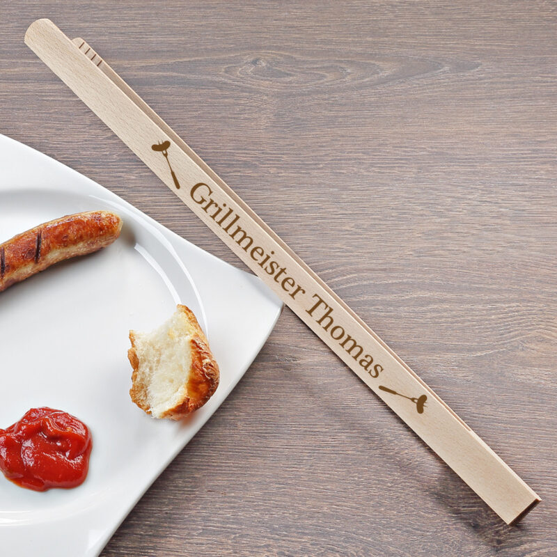 Grillzange aus Buchenholz, inkl. Wunschgravur