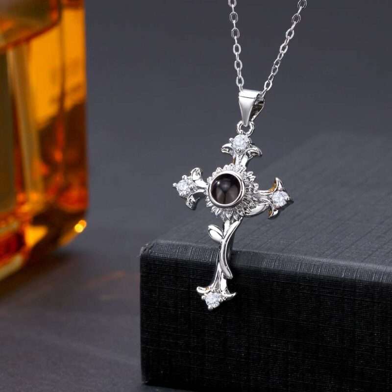 Bild von   foto projektion halskette mitjpg | 🌟 Gravur nach Wunsch 🪄