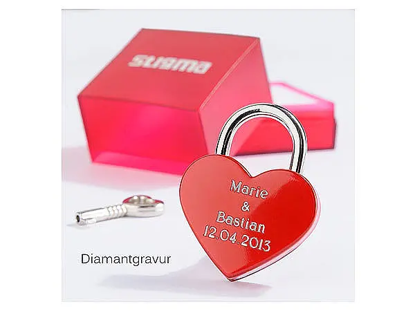 Bild von   kleines liebesschloss mit ihrejpg | 🌟 Gravur nach Wunsch 🪄